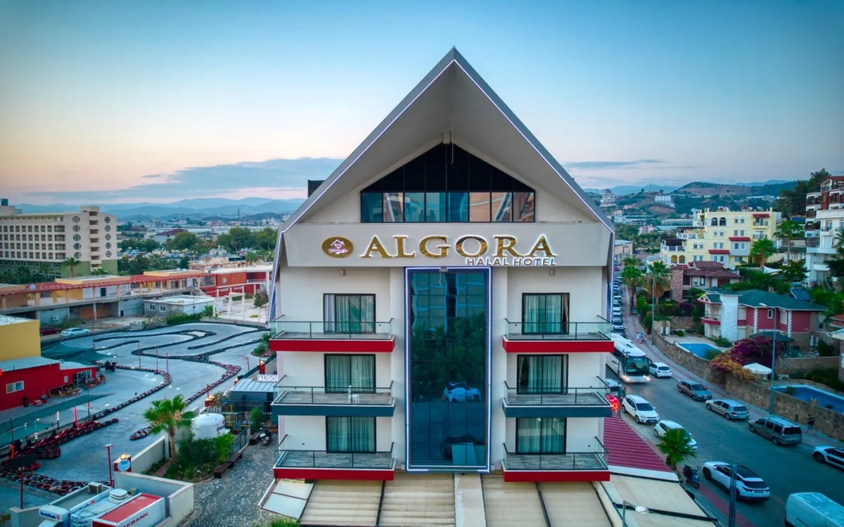 Algora Halal Hotel & Spa 4