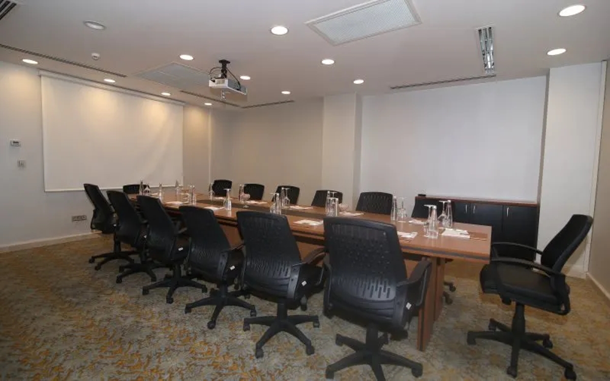 Demir Hotel 2