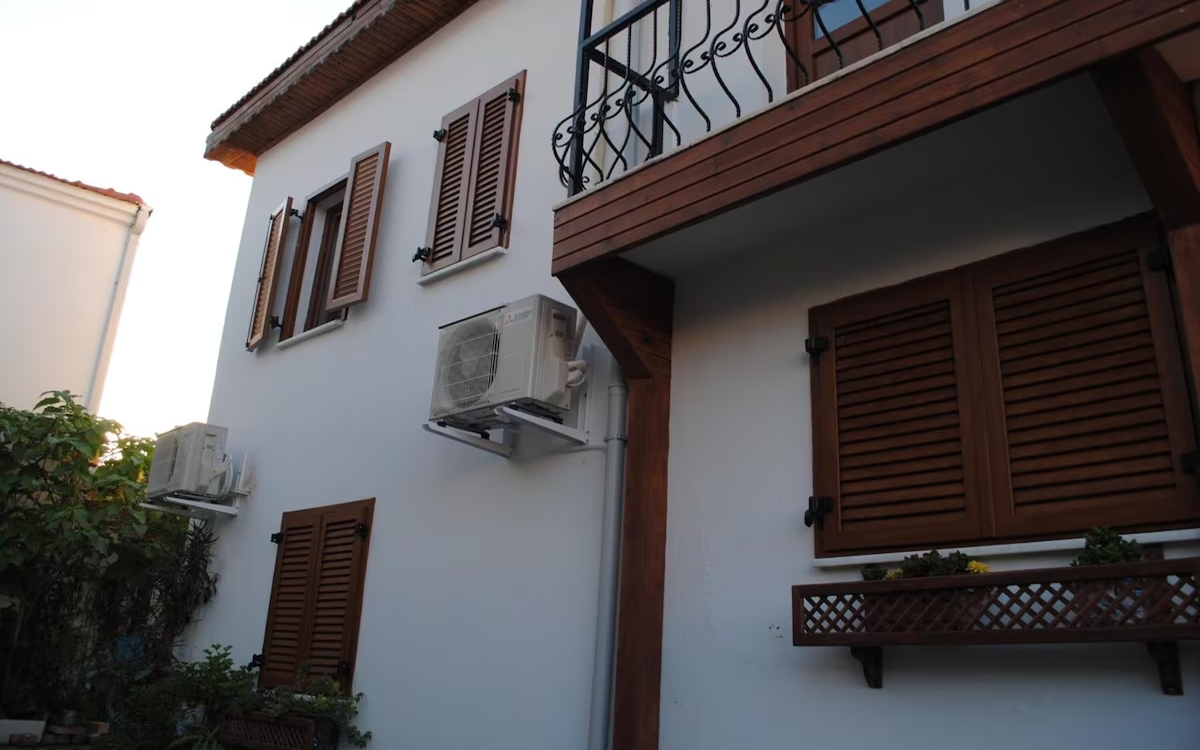 Silenos Boutique Hotel 1