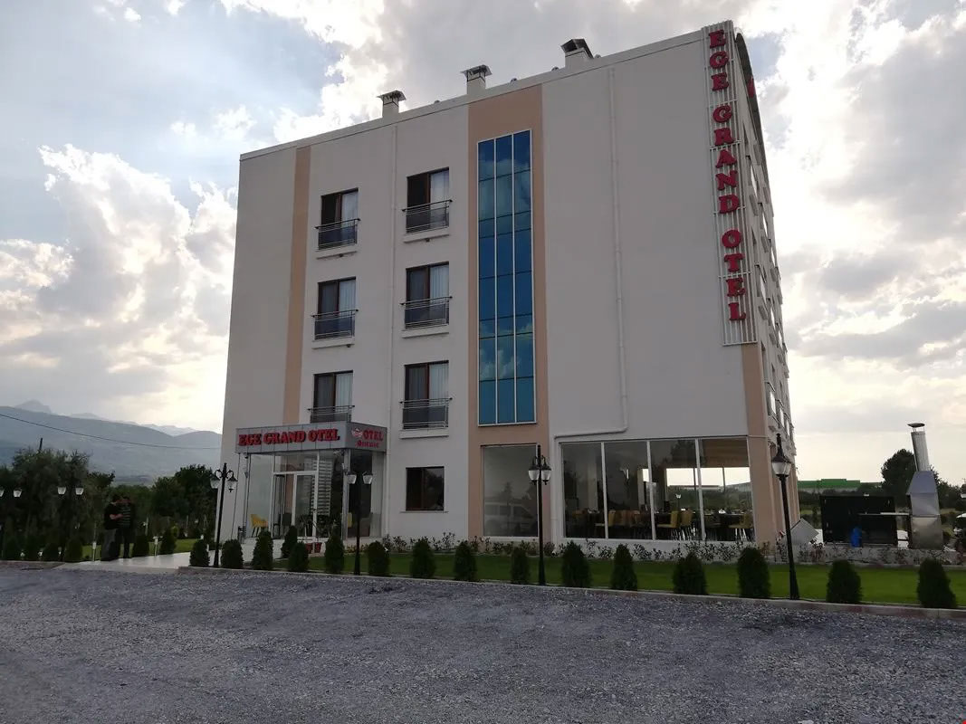 Ege Grand Otel 1