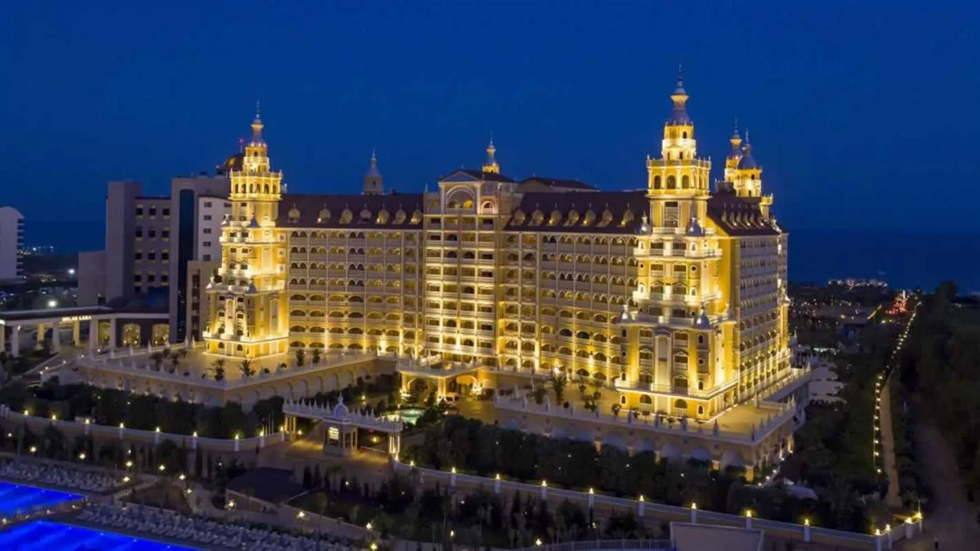 Royal Holiday Palace 4