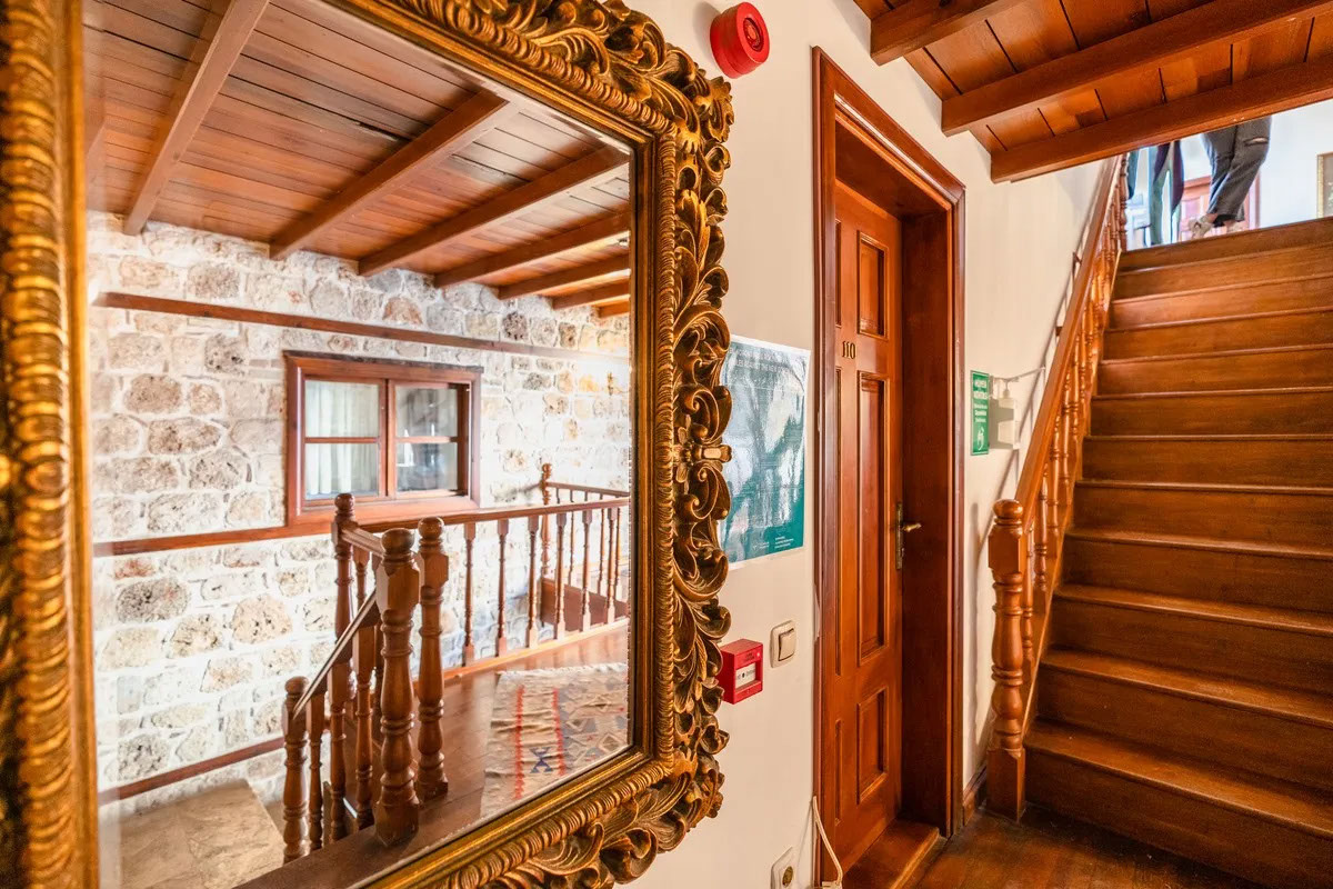 Mediterra Art Hotel 4