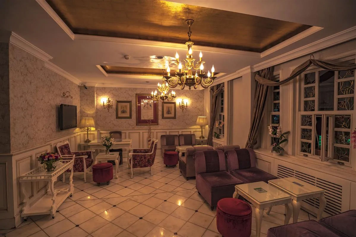 Avicenna Hotel 4