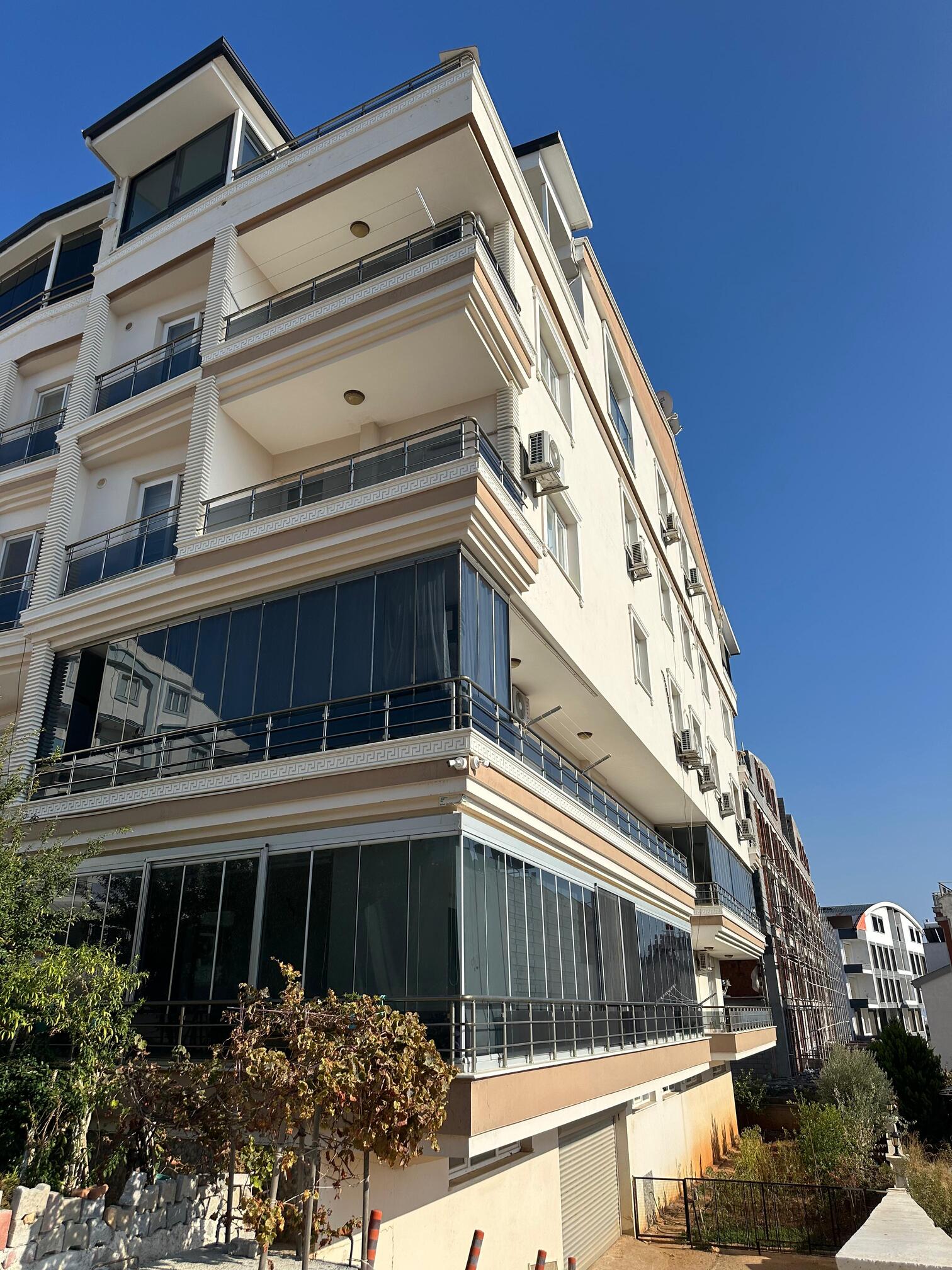 Mavi Restaurant & Apartments 2 4