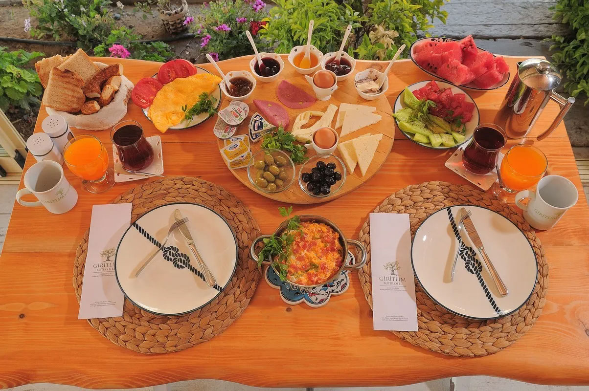 Avlu Alaçatı Butik Otel 2