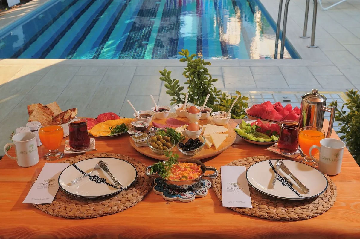 Avlu Alaçatı Butik Otel 4