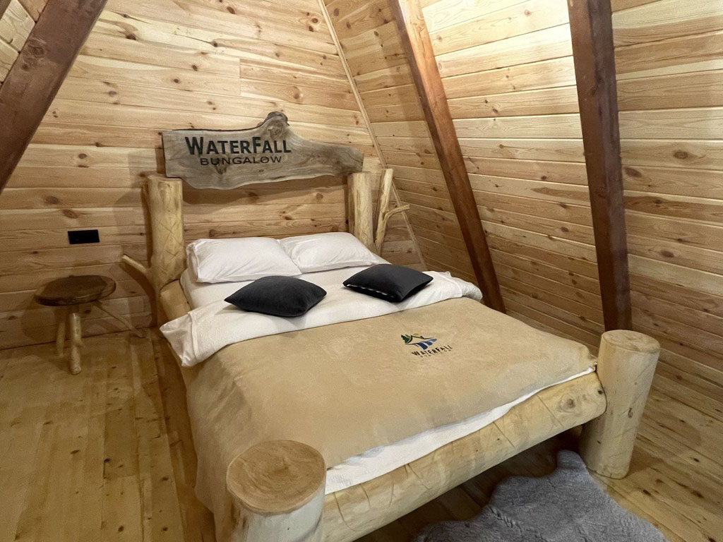 Waterfall Bungalow 3