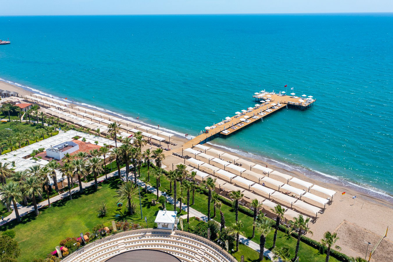 Bellis Deluxe Hotel 3