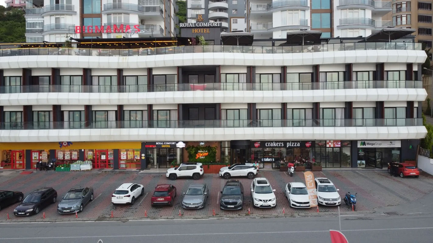 Royal Comfort Hotel 1