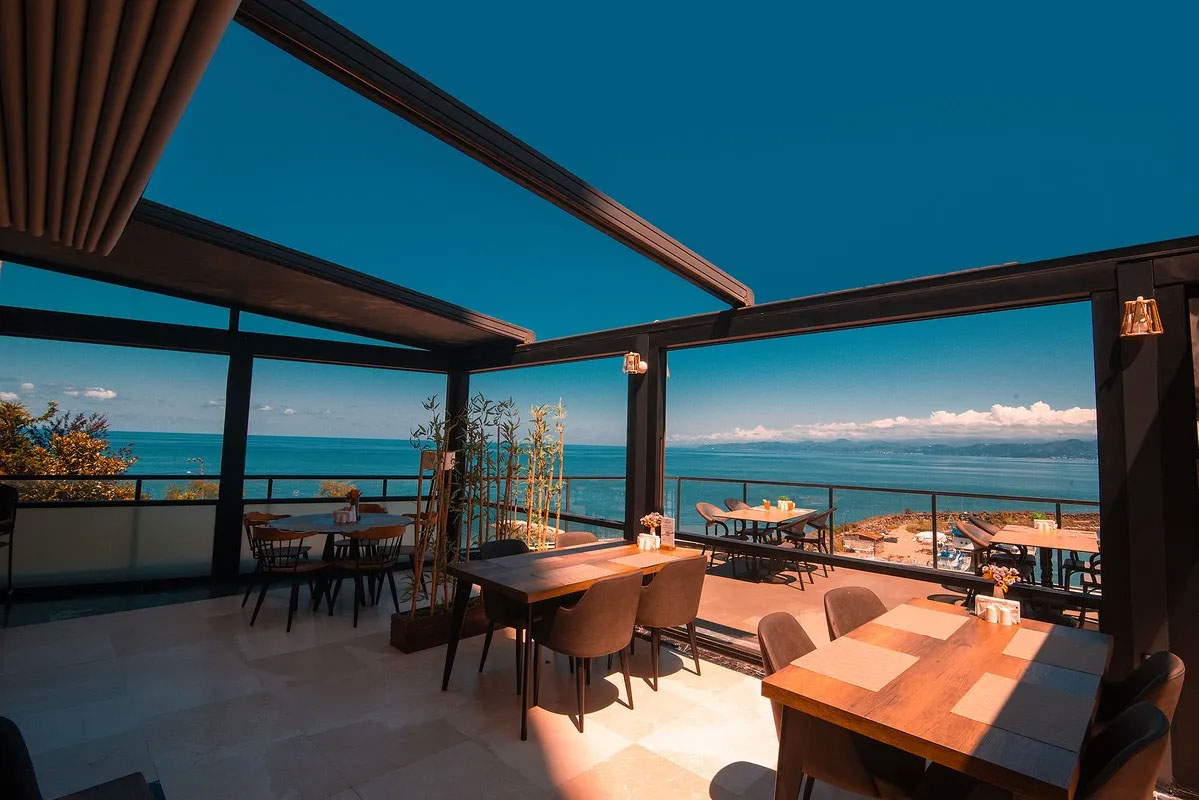 Royal Comfort Hotel 2