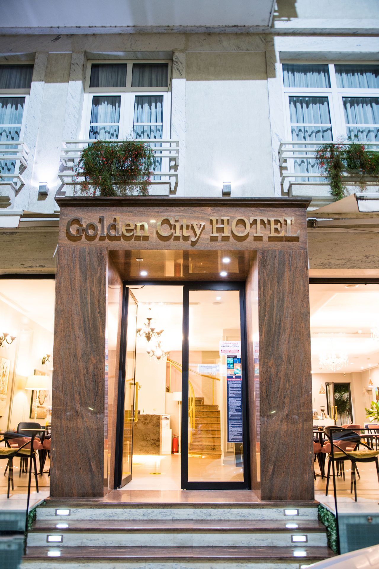 Golden City Hotel