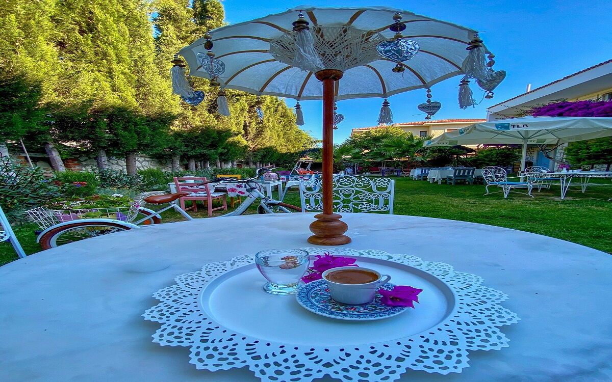 Alasonya Otel Alaçatı By Lamira 2