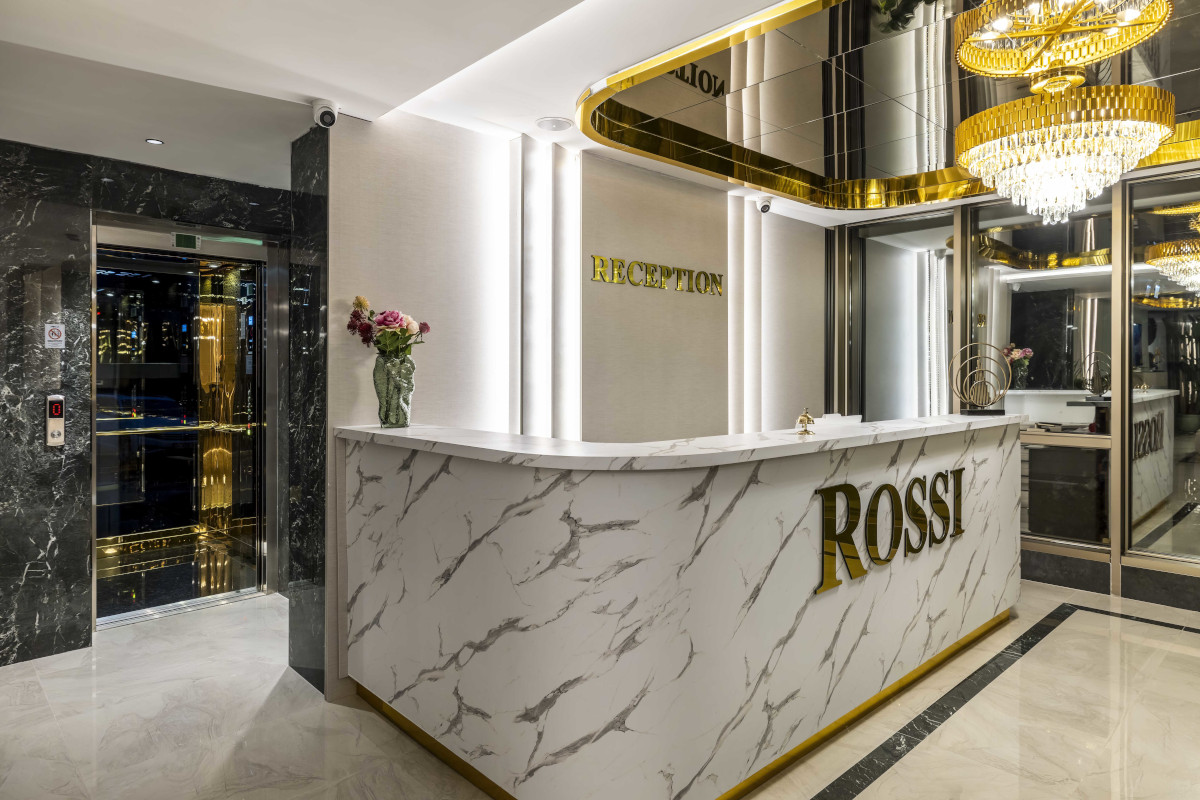 Rossi Luxury Hotel 4