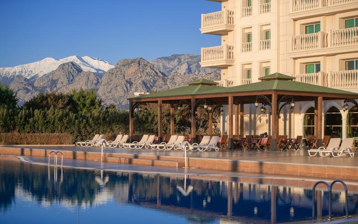 Crowne Plaza Antalya 3