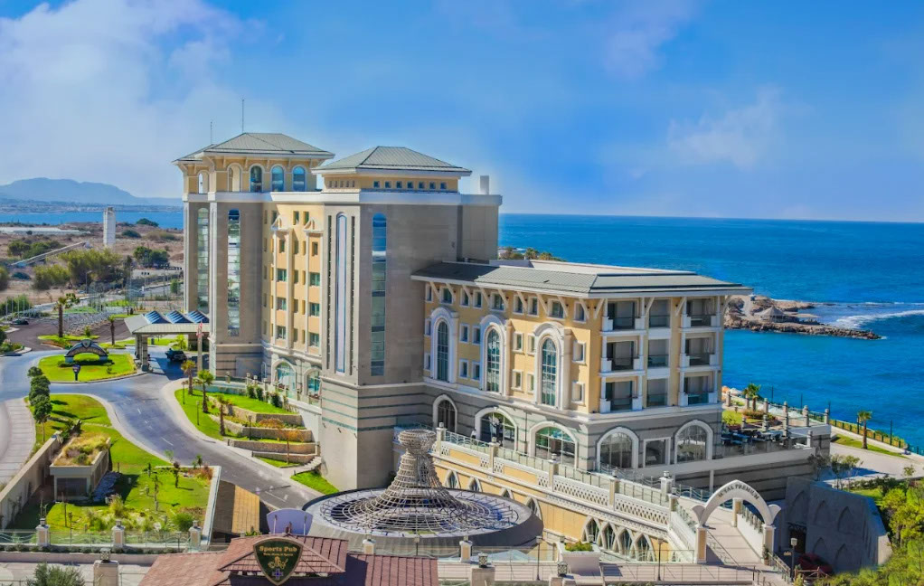 Merit Royal Premium Hotel Casino & Spa 2