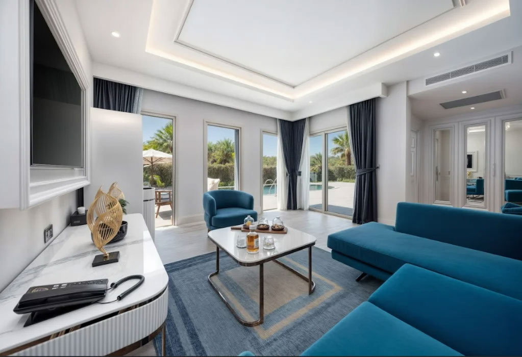 Merit Royal Gardens Hotel 3