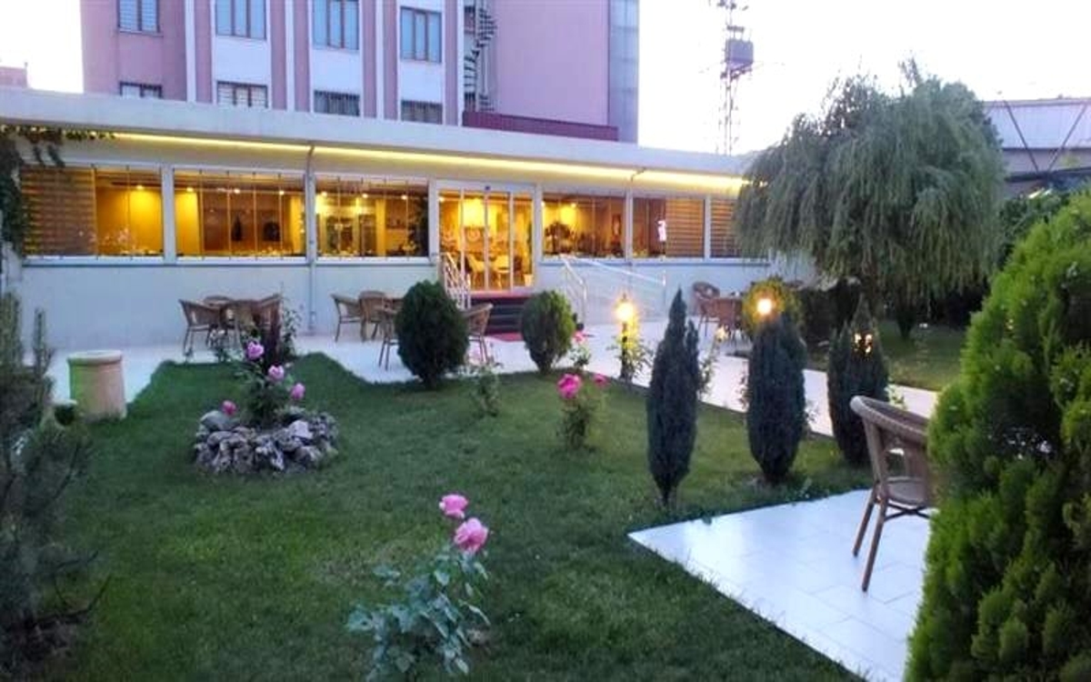 Hotel İzgi Turhan 3