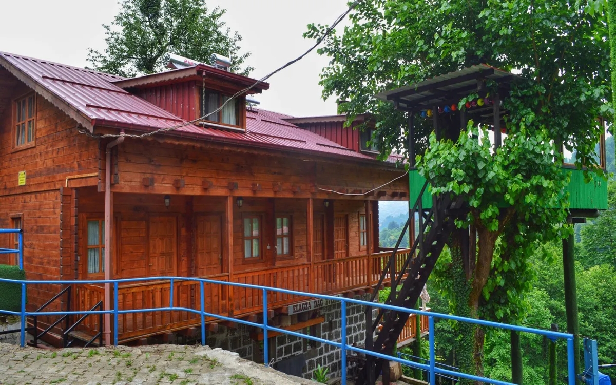 Elagza Dağ Evleri