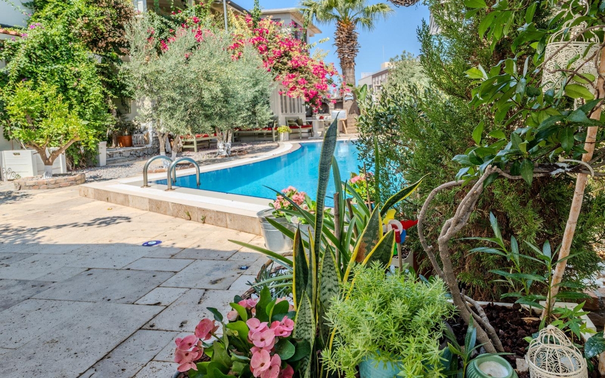 Karaburun Morisi Pansiyon 1