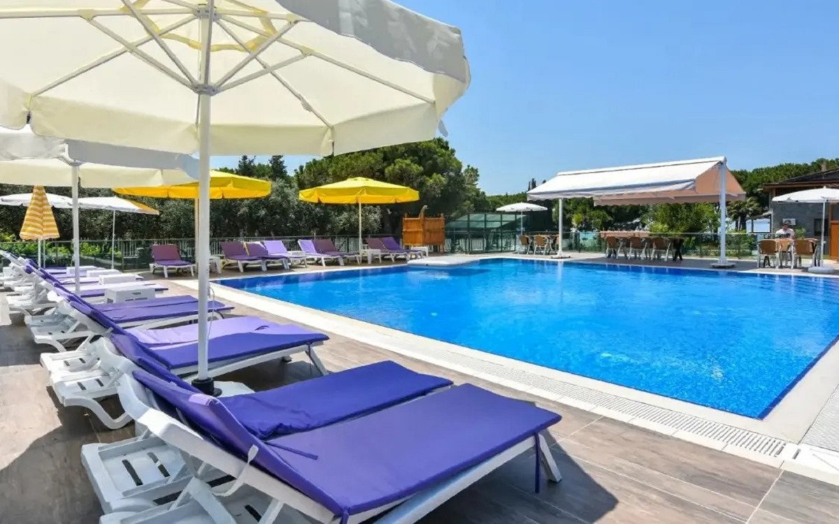 Mavikoy Beach Resort 2