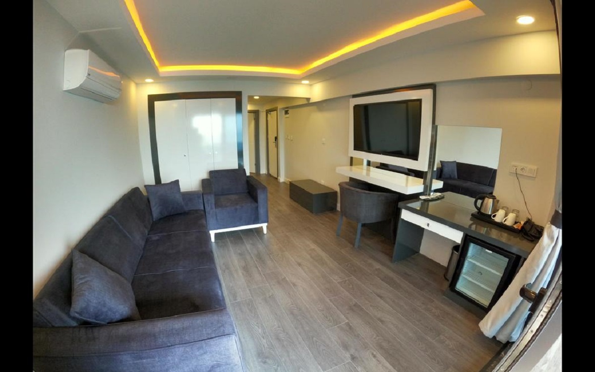 Extravagant Hotel Avsa 4