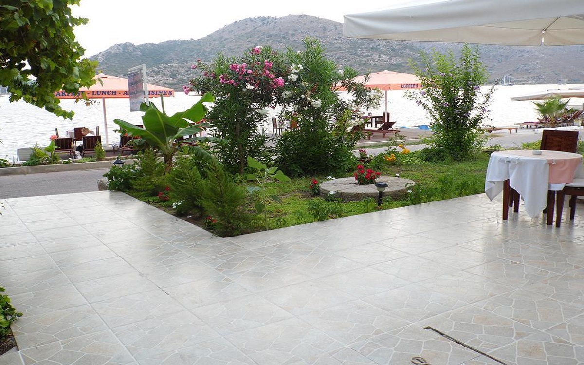 Dinç Otel Bozburun 2