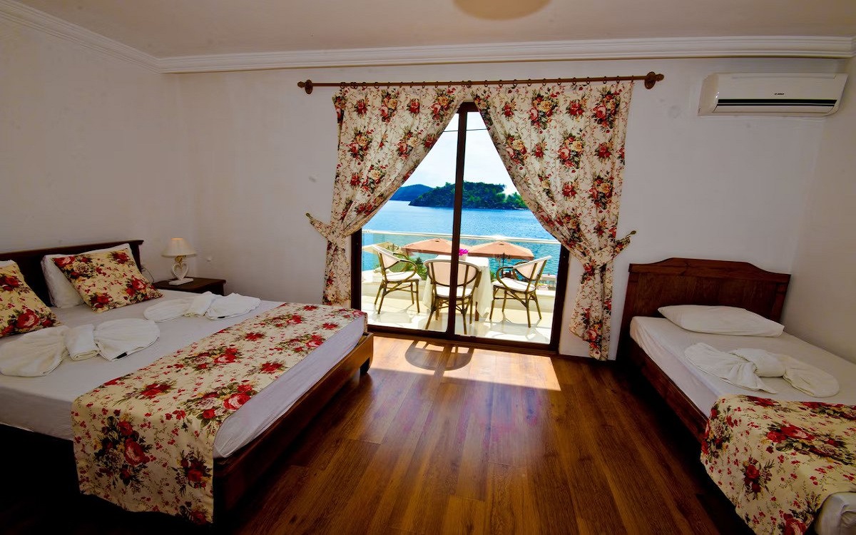 Dinç Otel Bozburun 4