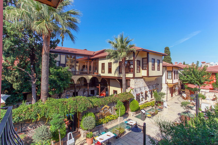Alp Pasa Hotel 1