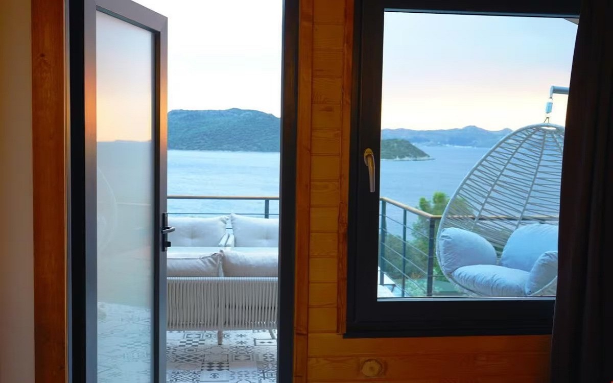 The Luxury Shelters 3