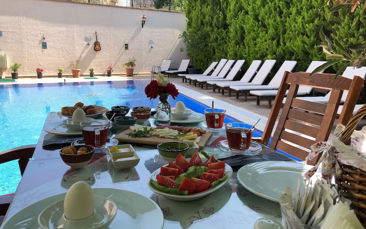 Cunda Giritlioglu Otel 3