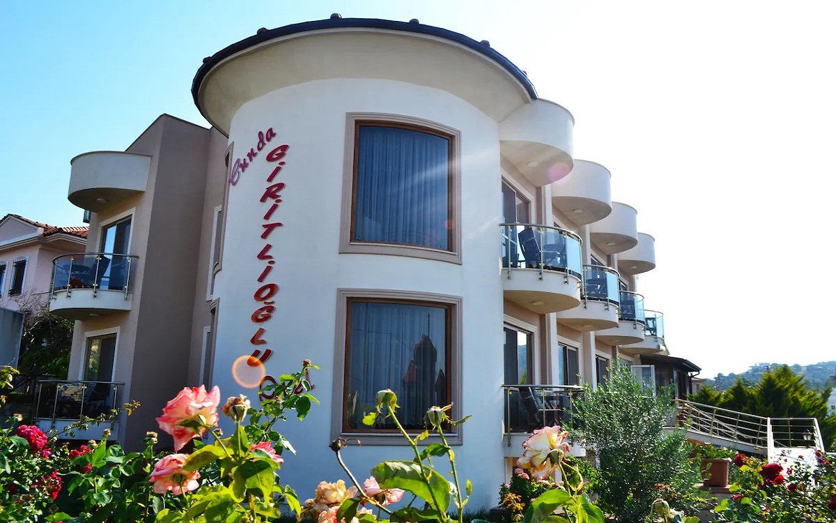 Cunda Giritlioglu Otel