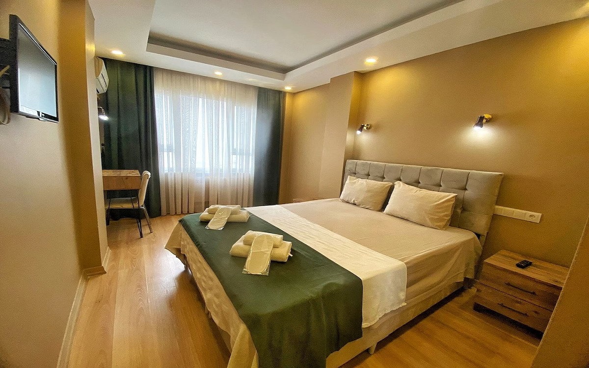 Ulubat Hotel 2