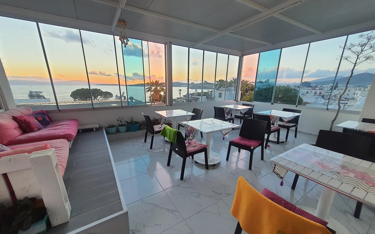 R House Hotel 1