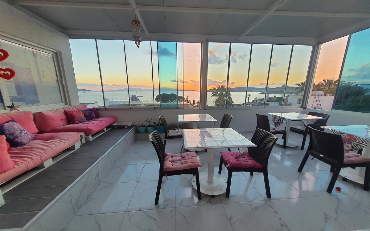R House Hotel 2