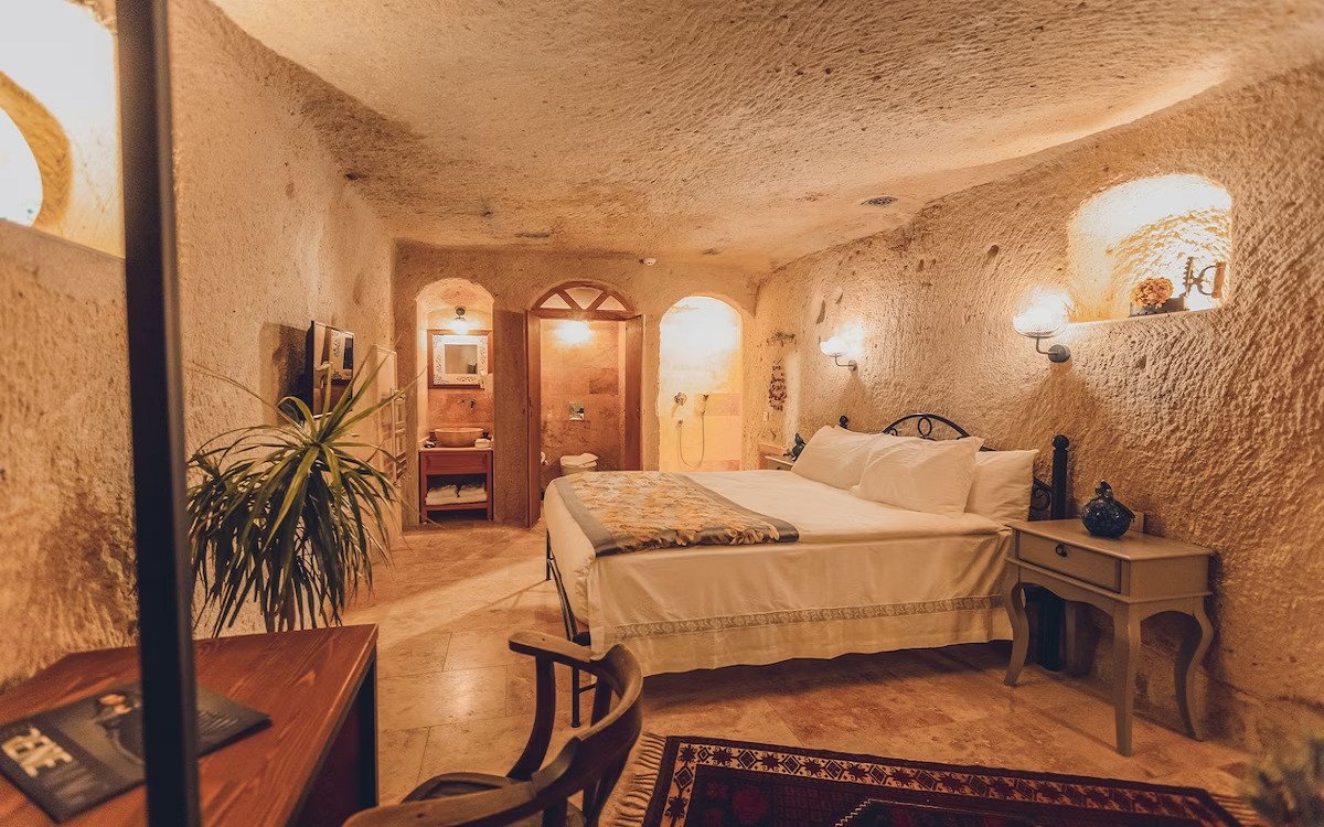 Peristyle Cave Cappadocia 4