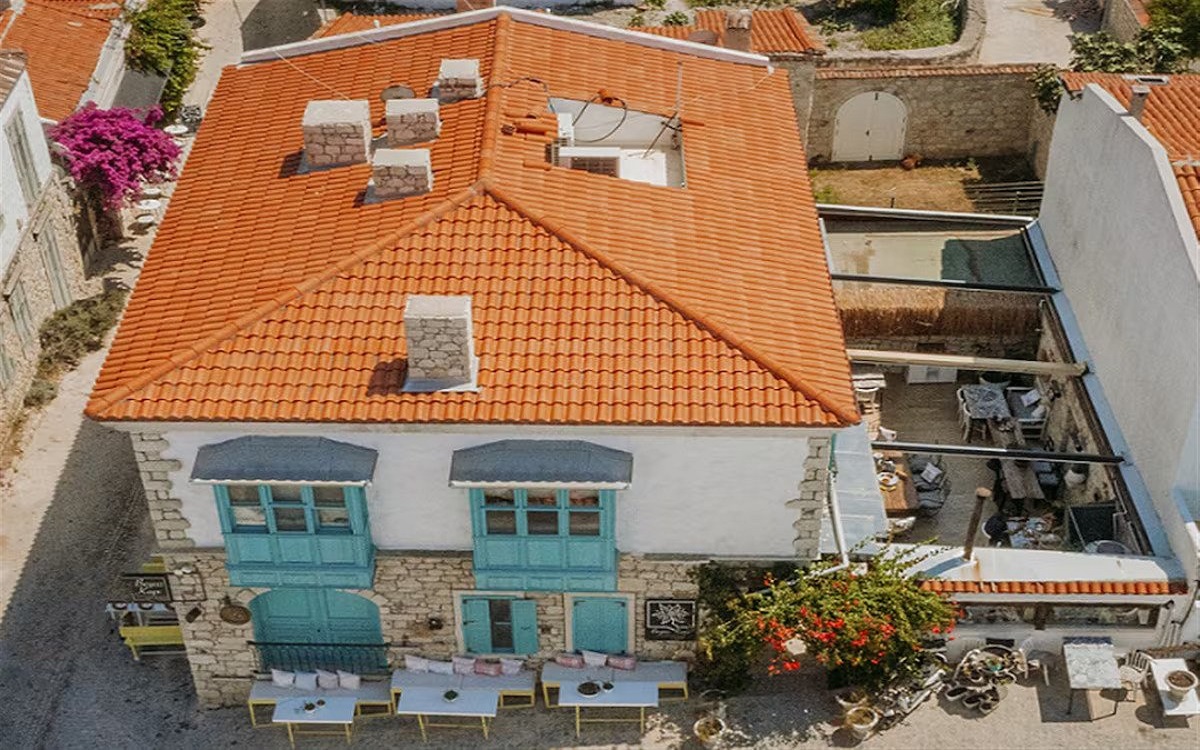 Beyaz Kapı Boutique Hotel Alaçatı 4