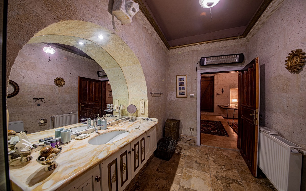 Tabal Cave Hotel 2