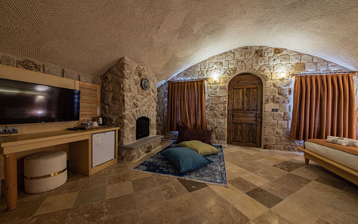 Cappadocia Hobbit House 4