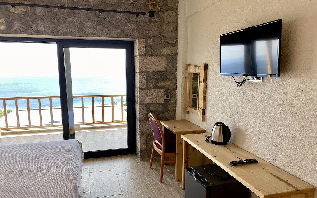 Karadut Tas Otel 2