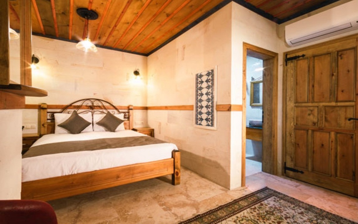 Sapphire Stone Hotel 2