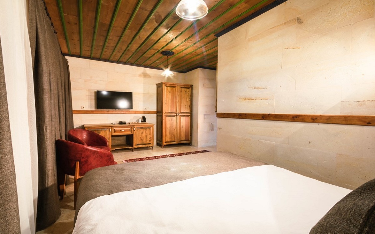 Sapphire Stone Hotel 3
