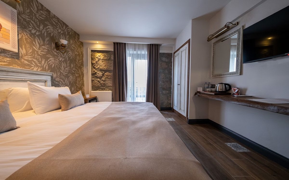 Assos Troy Port Hotel 4