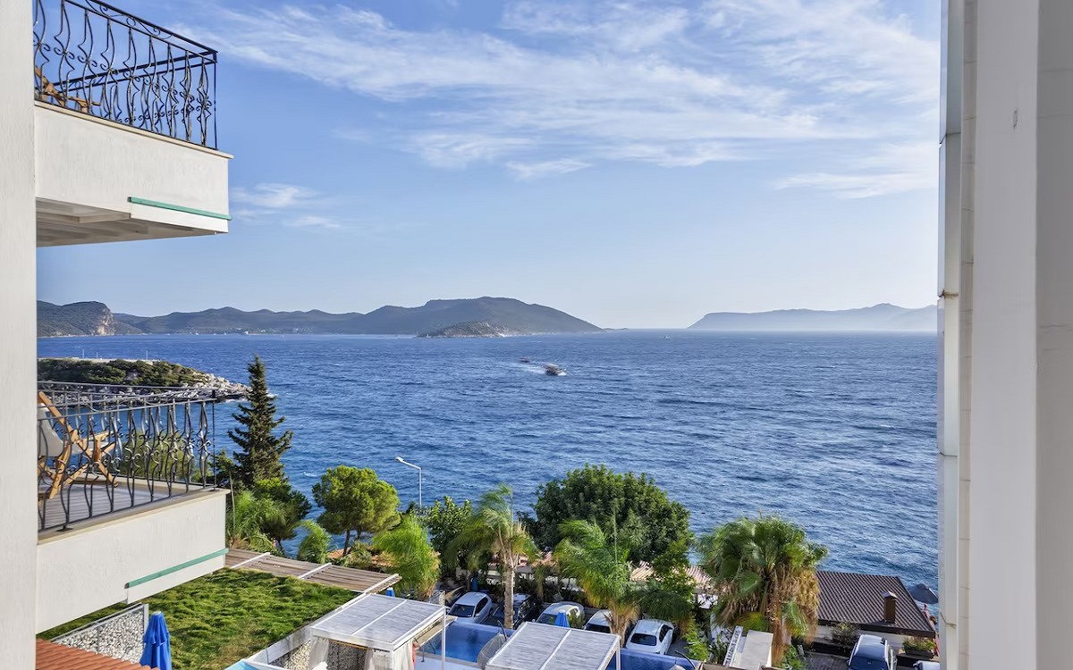 Sea View Hotel 1