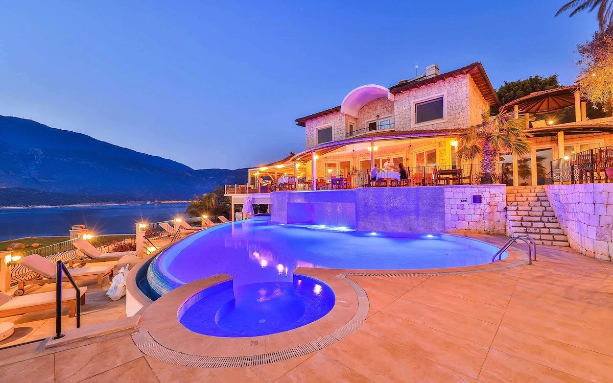 Mekvin Hotels Deniz Feneri Lighthouse 2