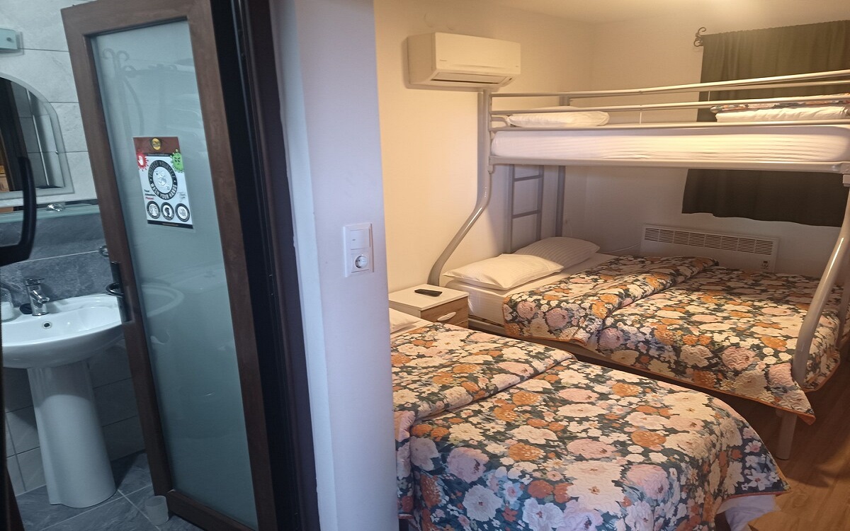 Ena Serenity Boutique Hotel 2