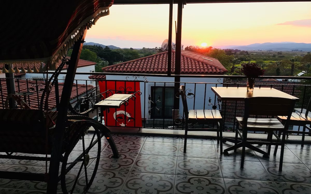Ena Serenity Boutique Hotel 3