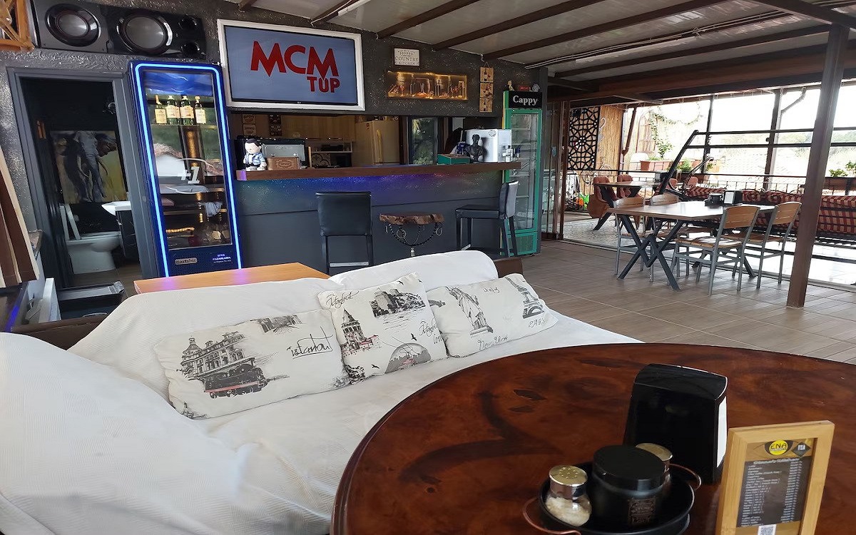 Ena Serenity Boutique Hotel 4
