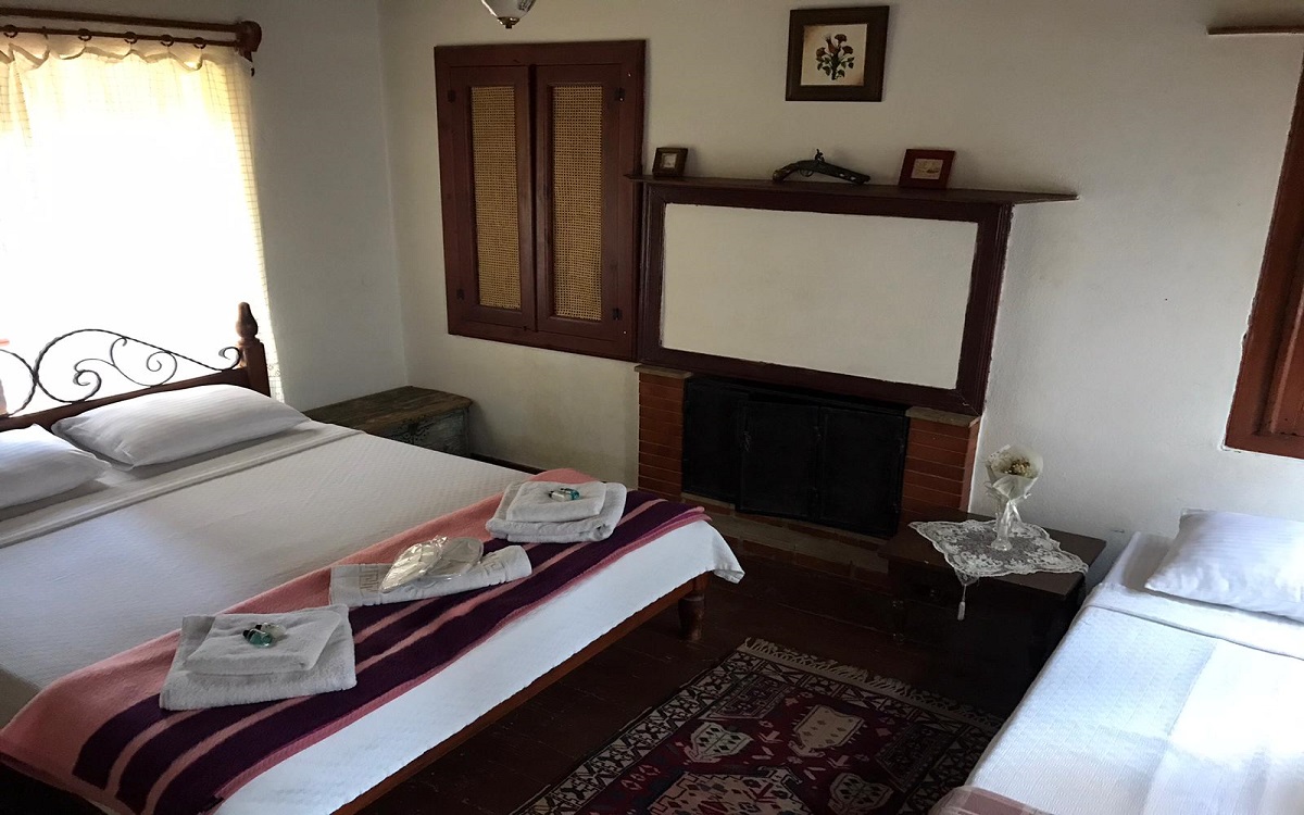 Meglen Konak Sirince 1