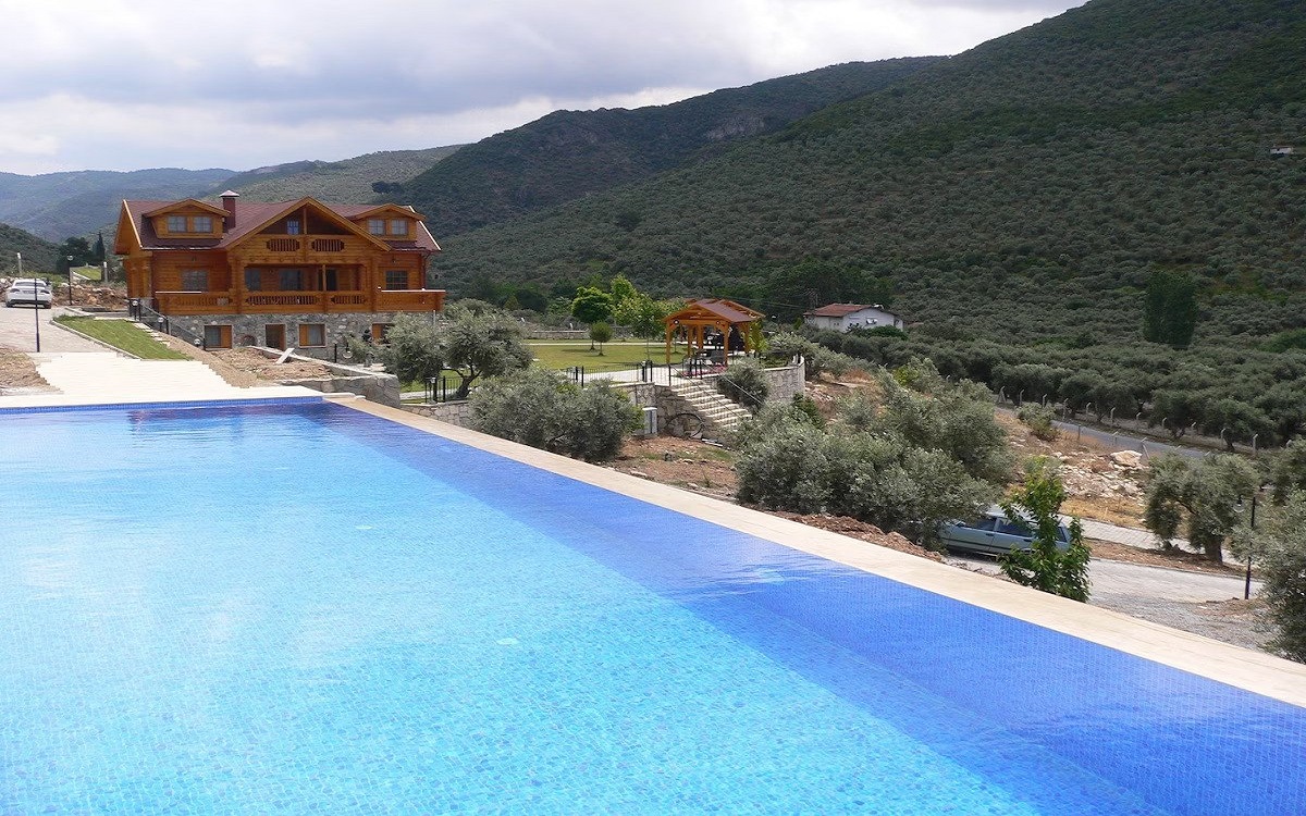 Natureland Efes Pension 1