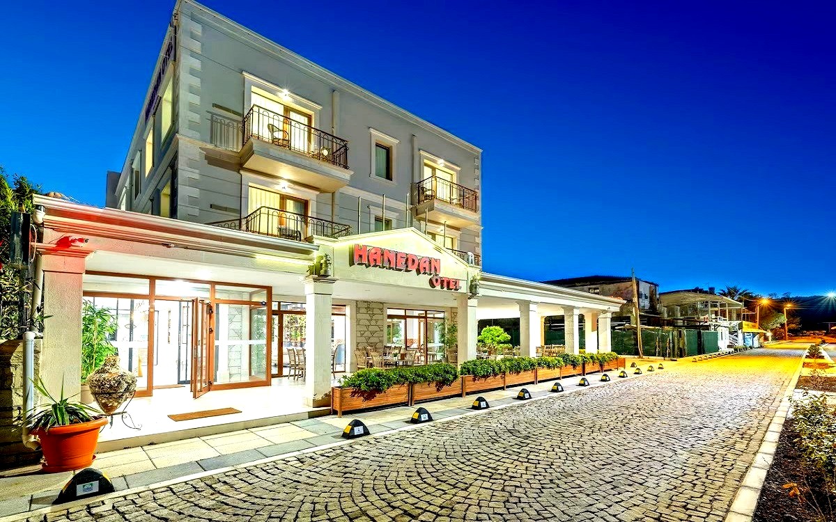 Hanedan Hotel